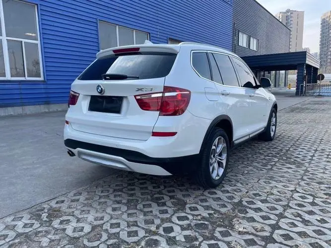 寶馬X3SUV