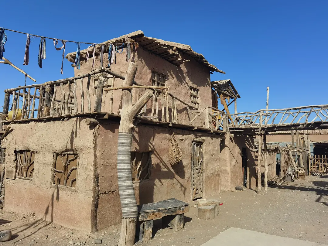 敦煌旅游租車時(shí)必知租車技巧