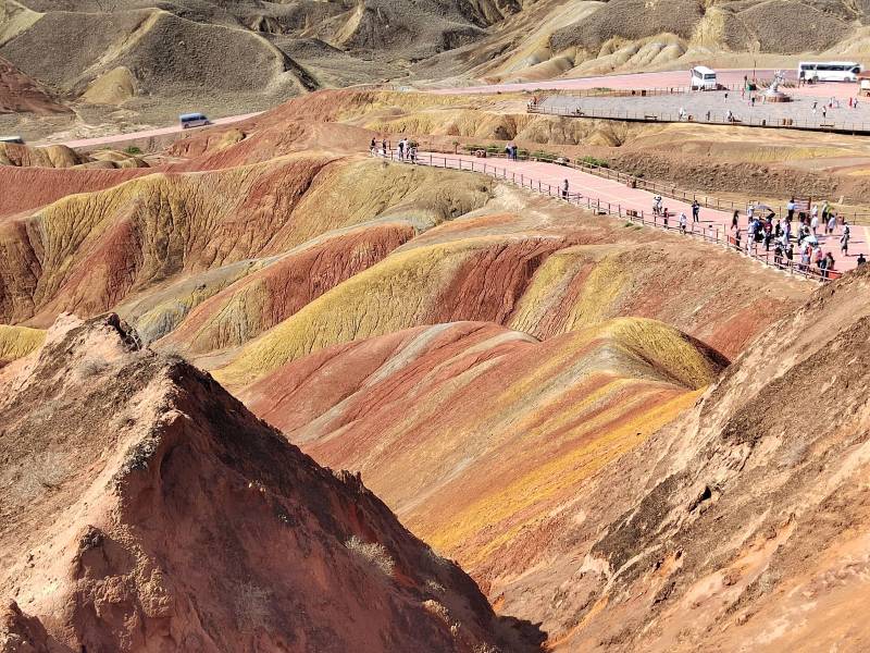 敦煌包車(chē)逐漸已成為包車(chē)主流！