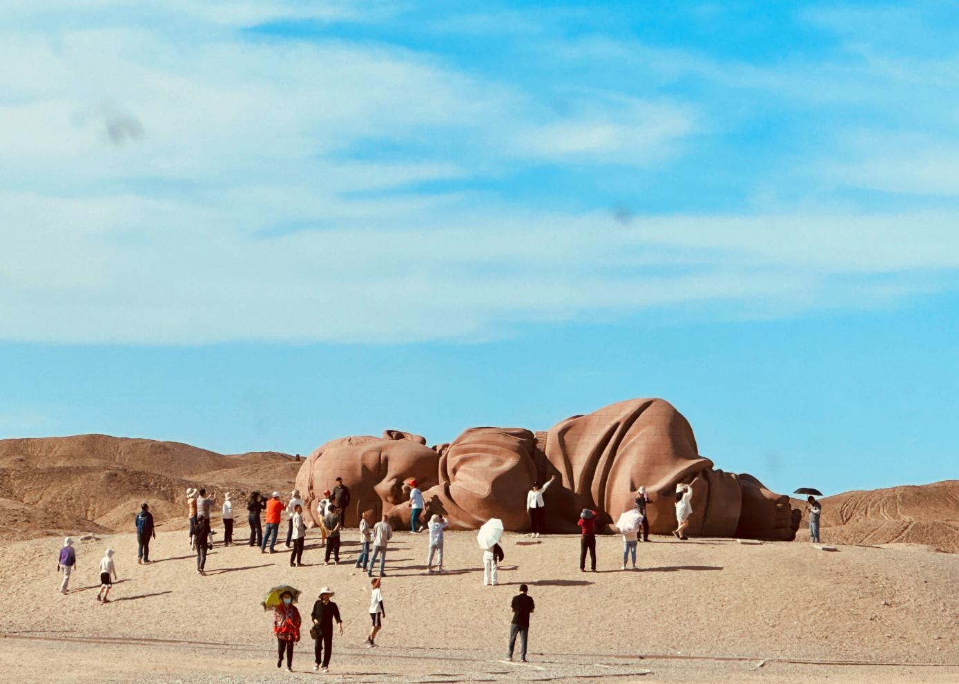 敦煌租車多少錢一天??？