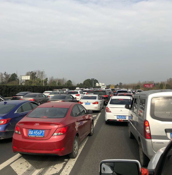 敦煌租車小團(tuán)包車旅游：青甘大環(huán)線包車旅游，敦煌專業(yè)地接帶你游