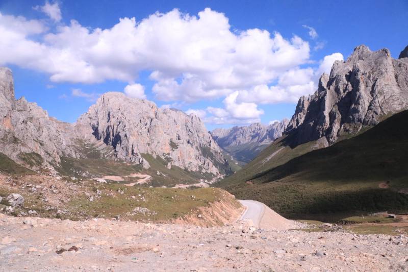 推薦一位非?？孔V的甘肅包車師傅