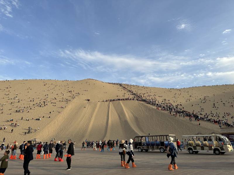 車內(nèi)如何快速去除異味?車內(nèi)如何清理最干凈?