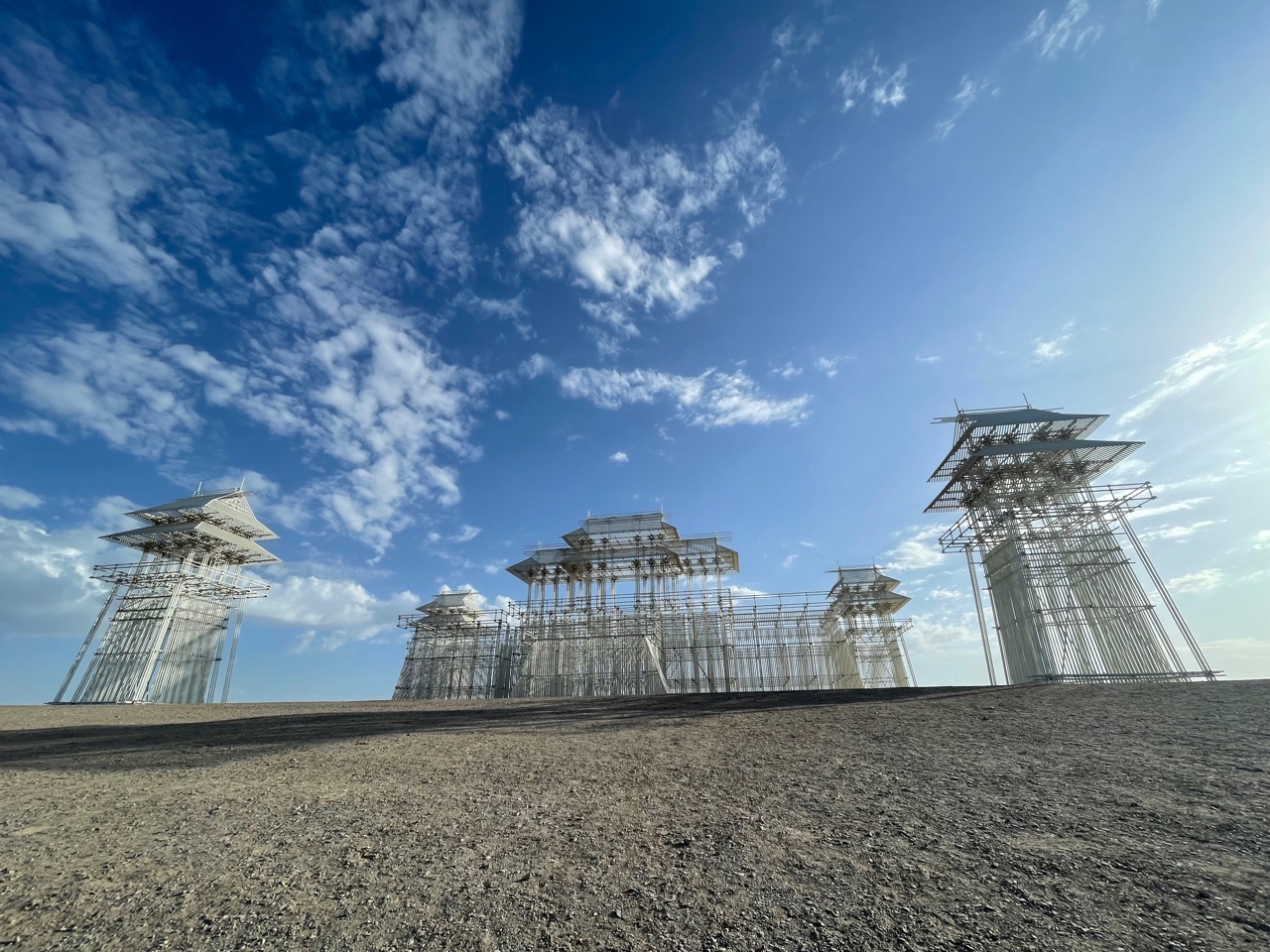 如何選擇一家靠譜的租車公司？甘肅逐西租車公司，您的明智之選！