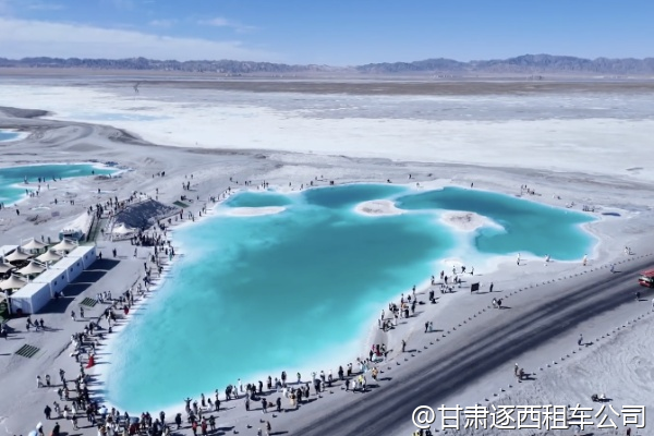我們情侶想包車去鳴沙山看星空，晚上回敦煌方便嗎？  