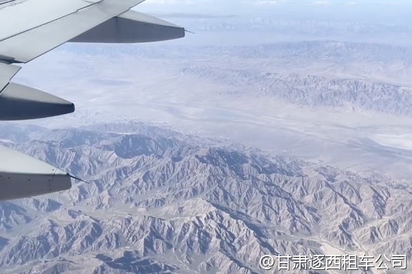 公司會議結束后想包車游覽敦煌，半天時間夠嗎？  