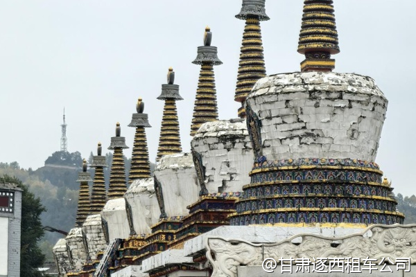 敦煌雅丹魔鬼城適合看日落嗎？包車回城會(huì)不會(huì)太晚？  